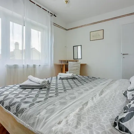 Apartments Niktus Crikvenica