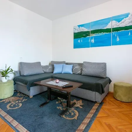 Apartments Niktus